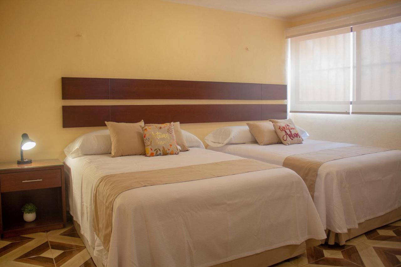 Casa 3 Torres En El Barrio Santiago, Centro. Villa Mérida Kültér fotó